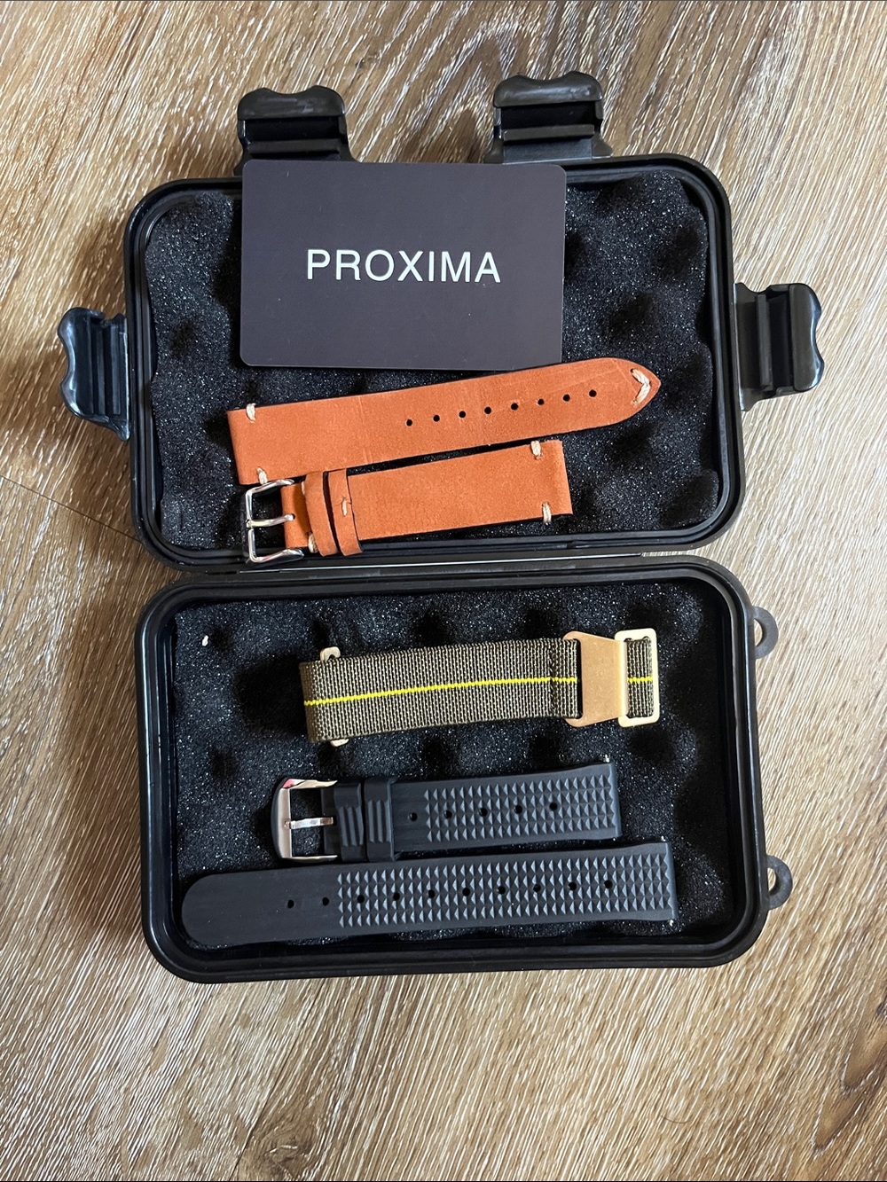 Proxima 3-Piece Watch Strap Bundle 20mm with Protective Hard Case & Card
